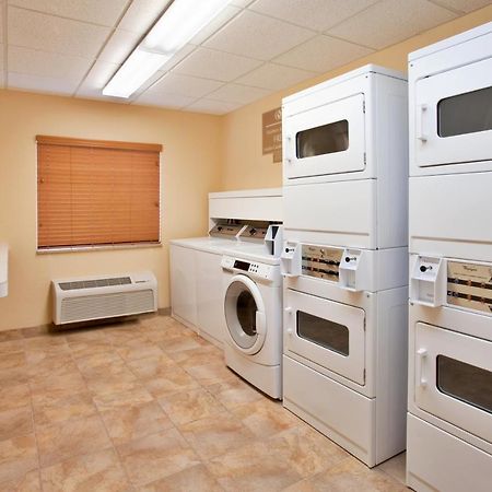 Candlewood Suites Kansas City Airport Eksteriør bilde