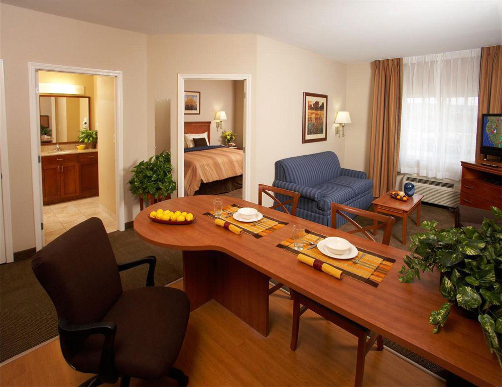 Candlewood Suites Kansas City Airport Rom bilde