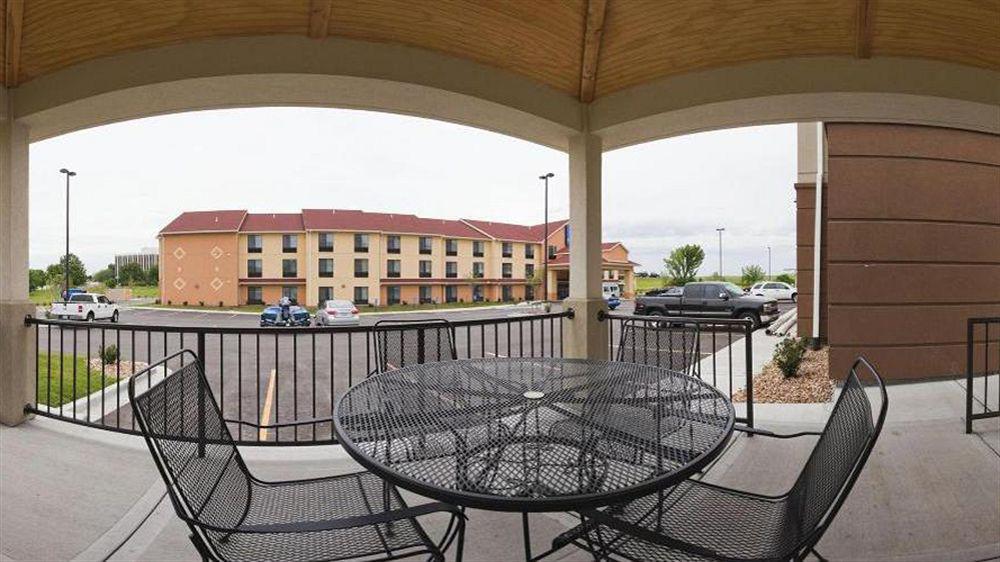 Candlewood Suites Kansas City Airport Eksteriør bilde