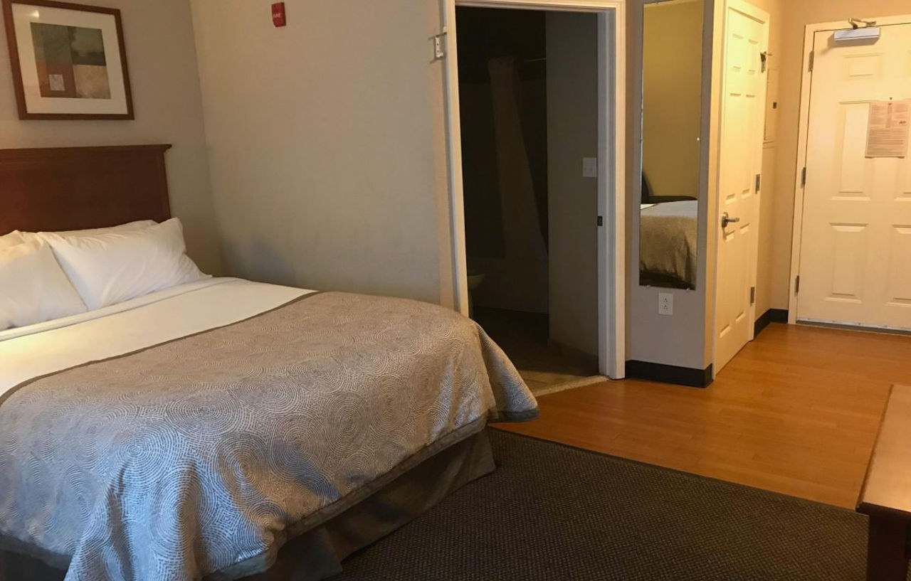 Candlewood Suites Kansas City Airport Eksteriør bilde